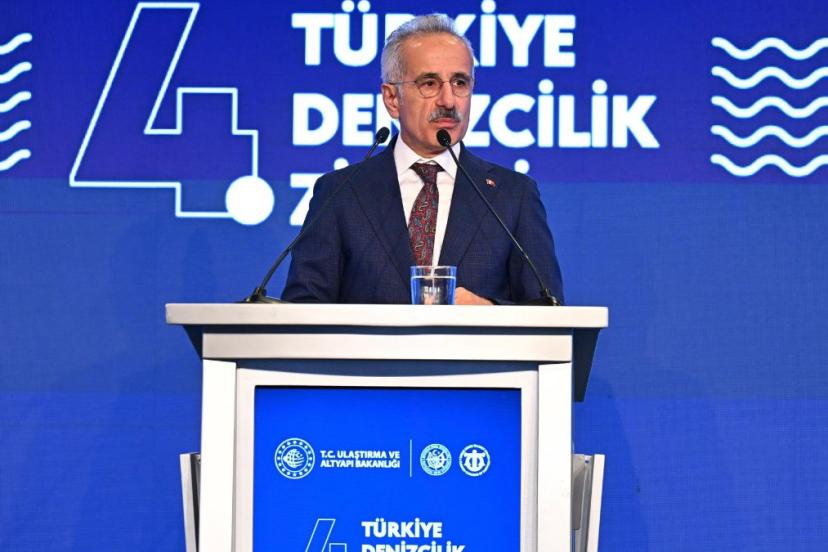 Abdulkadir Uraloğlu: 2024'te 1,91 milyar dolarlık gemi ve yat ihracatı gerçekleştirdik