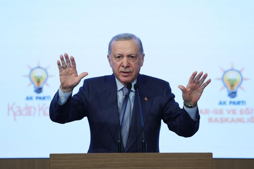 Cumhurbaşkanı Erdoğan'dan Özel'e "Leman" tepkisi