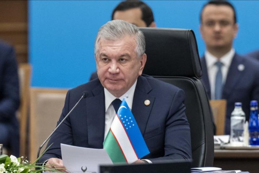 Özbekistan Cumhurbaşkanı, İlham Aliyev ile Bakü'de bir araya geldi