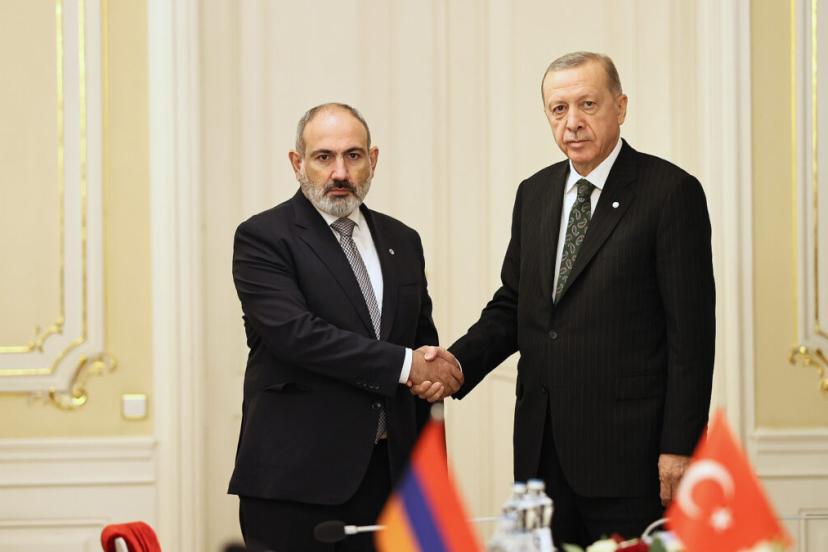 Cumhurbaşkanı Erdoğan, Nikol Paşinyan ile görüştü