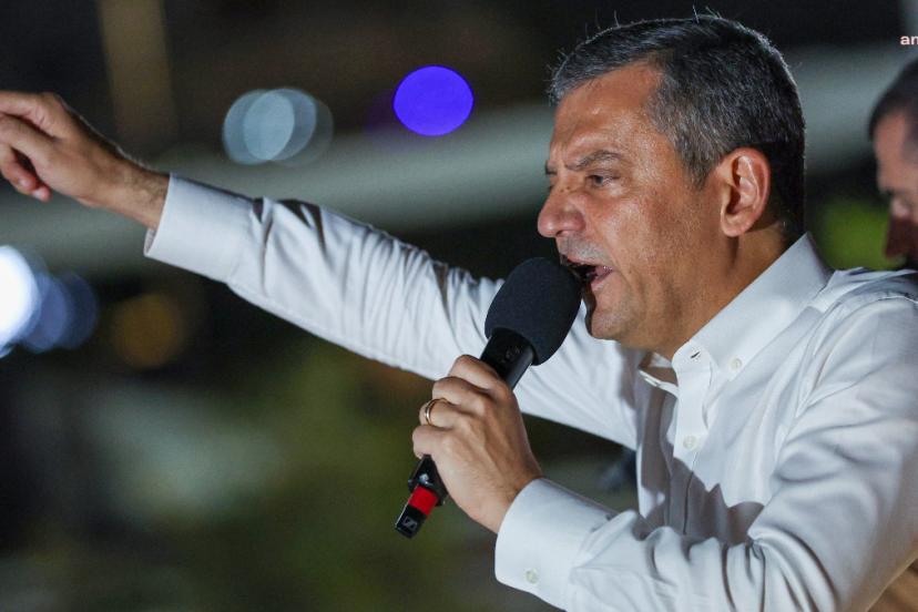 Özgür Özel: Allah bütün hırsızların belasını versin
