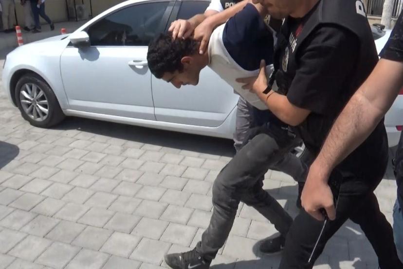 Şanlıurfa'da doktor ve güvenlik görevlisini boğazından bıçaklayan zanlı tutuklandı
