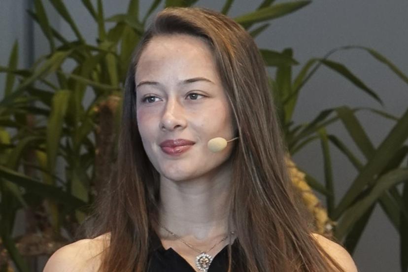 Zeynep Sönmez, antrenörleri ile yollarını ayırdı