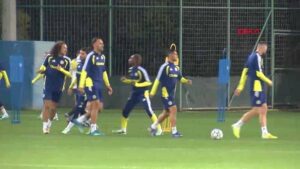 Fenerbahçe, Slavia Prag Maçı Hazırlıklarını Tamamladı
